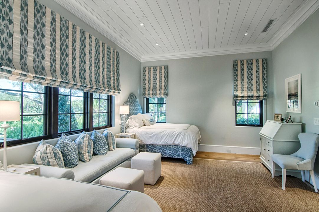 For Sale: $13,995,000 (6 beds, 6 baths, 8084 Square Feet)