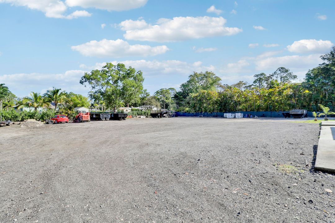 For Sale: $599,000 (3 beds, 2 baths, 1378 Square Feet)