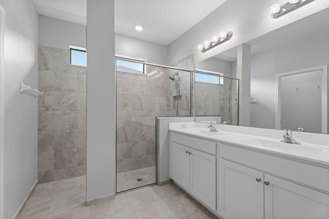 待售: $399,900 (3 贝兹, 3 浴室, 1815 平方英尺)