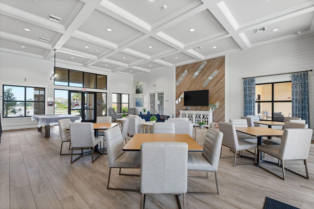 待售: $399,900 (3 贝兹, 3 浴室, 1815 平方英尺)