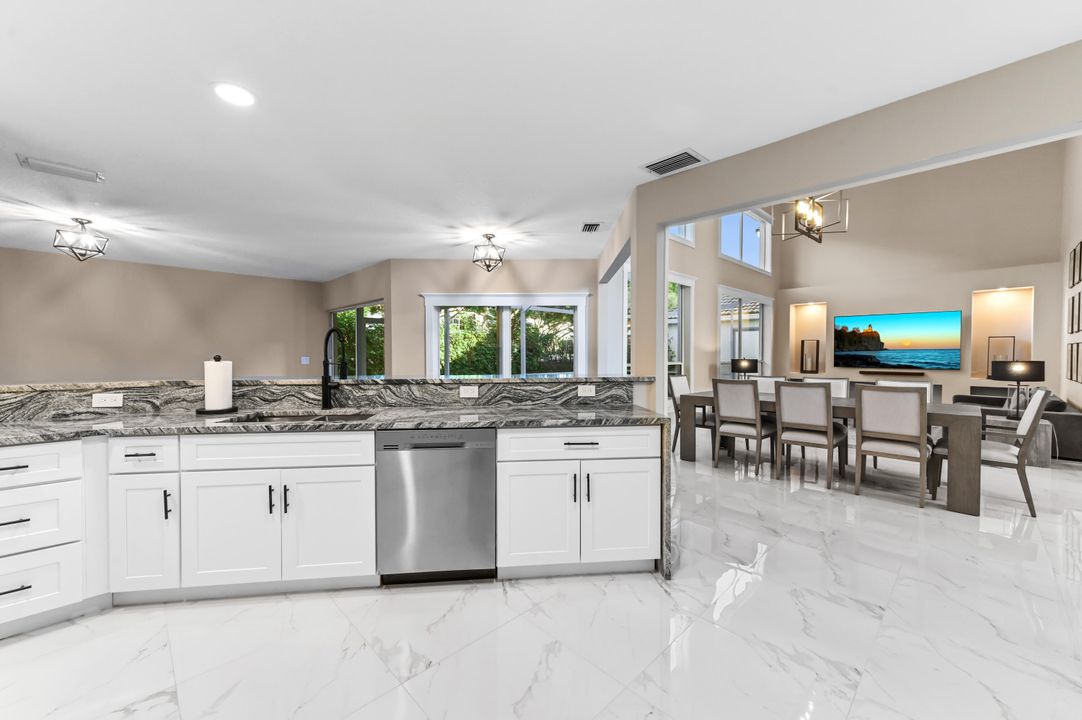 Active With Contract: $865,000 (3 beds, 2 baths, 2284 Square Feet)