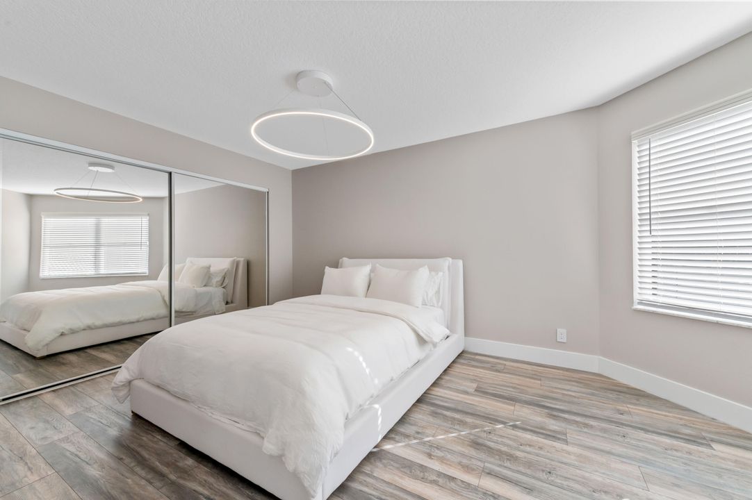 Active With Contract: $865,000 (3 beds, 2 baths, 2284 Square Feet)