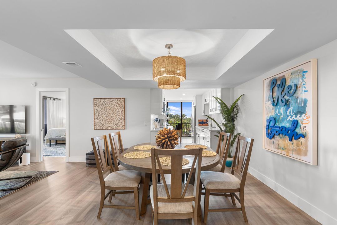 En Venta: $614,999 (3 camas, 2 baños, 1432 Pies cuadrados)