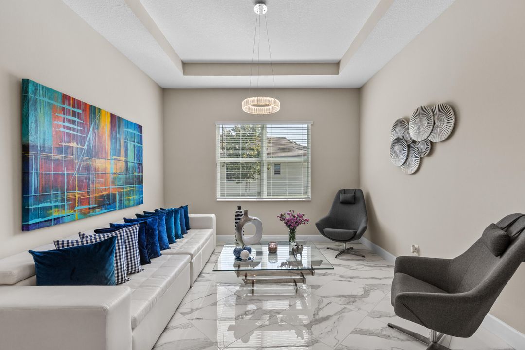 待售: $629,000 (3 贝兹, 2 浴室, 2042 平方英尺)