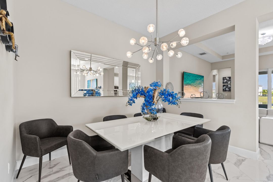 待售: $629,000 (3 贝兹, 2 浴室, 2042 平方英尺)