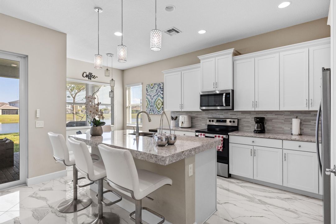 待售: $629,000 (3 贝兹, 2 浴室, 2042 平方英尺)