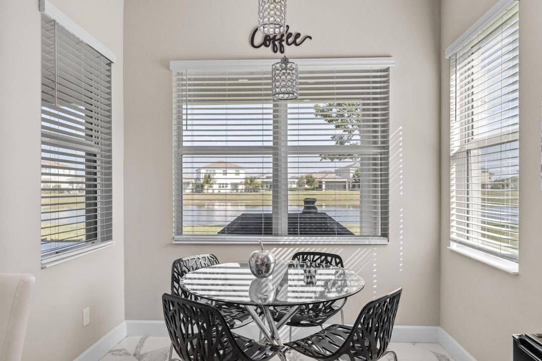 待售: $629,000 (3 贝兹, 2 浴室, 2042 平方英尺)