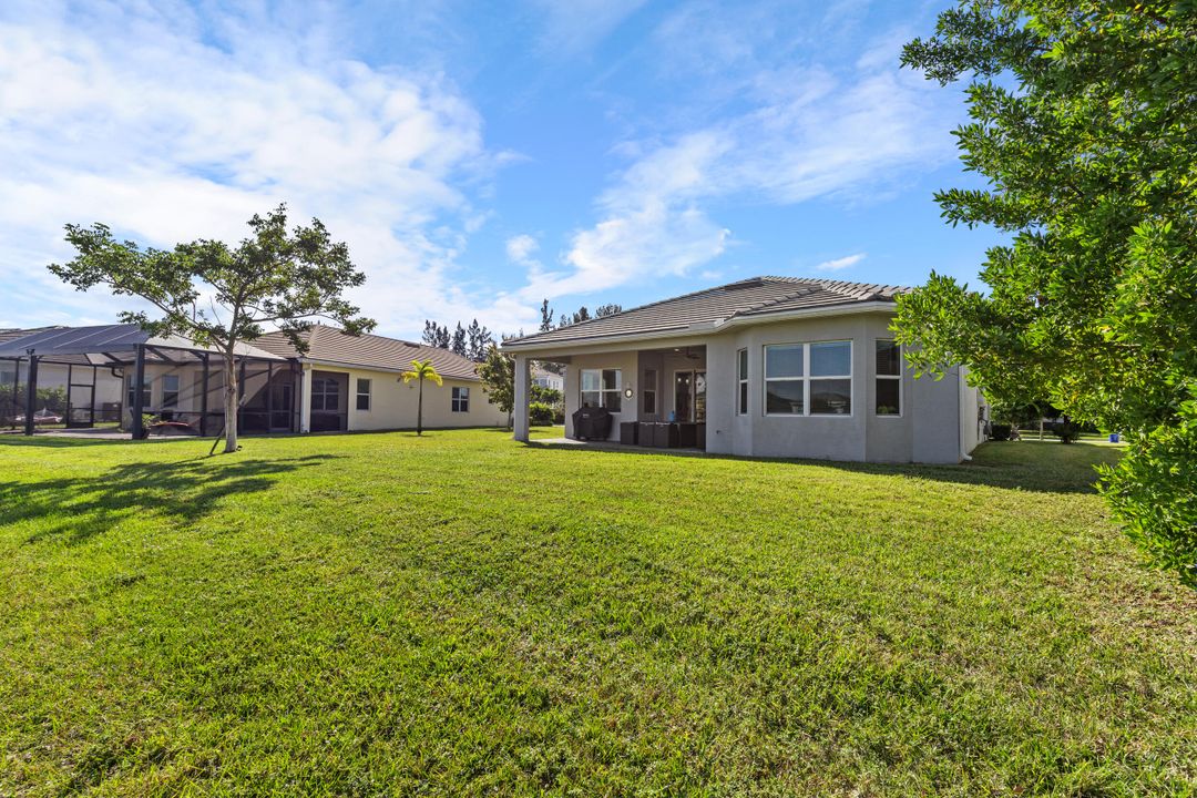 待售: $629,000 (3 贝兹, 2 浴室, 2042 平方英尺)