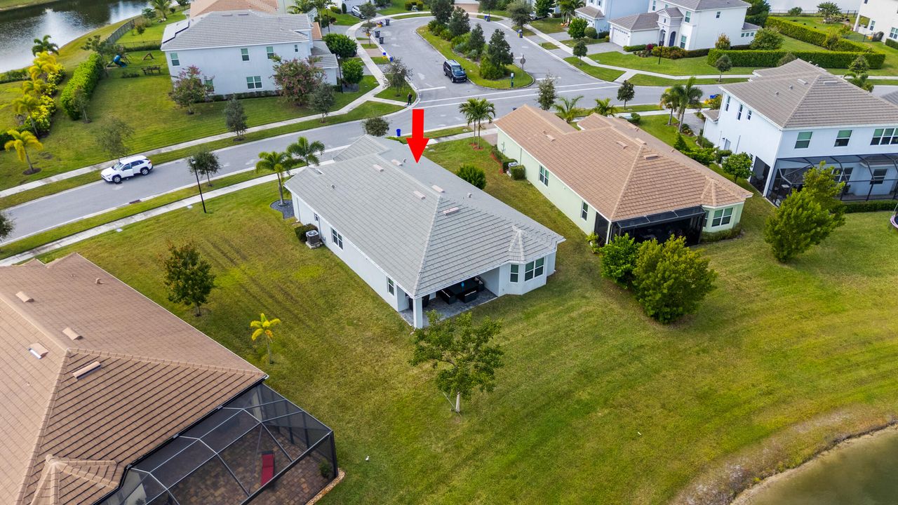 待售: $629,000 (3 贝兹, 2 浴室, 2042 平方英尺)