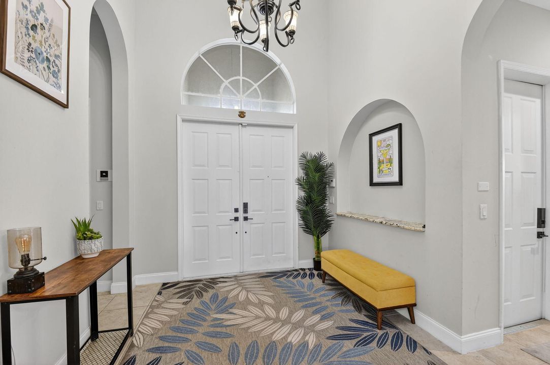 合同活跃: $590,000 (4 贝兹, 3 浴室, 2897 平方英尺)