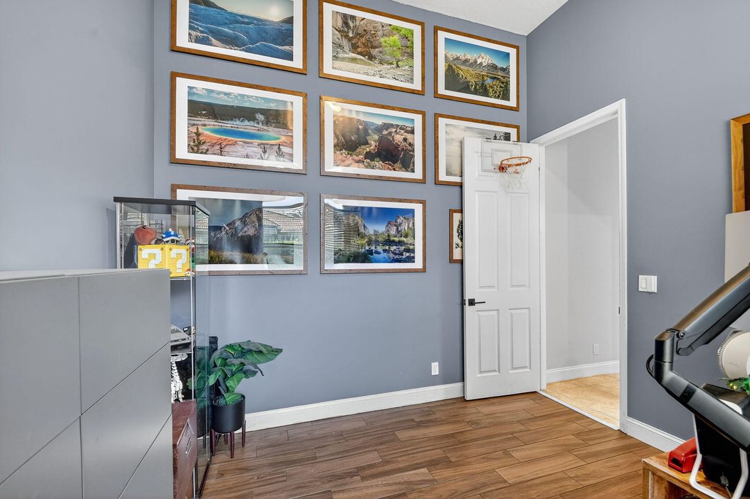 合同活跃: $590,000 (4 贝兹, 3 浴室, 2897 平方英尺)