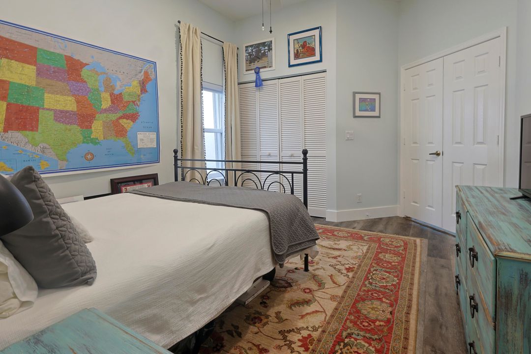 For Sale: $559,900 (3 beds, 2 baths, 1922 Square Feet)