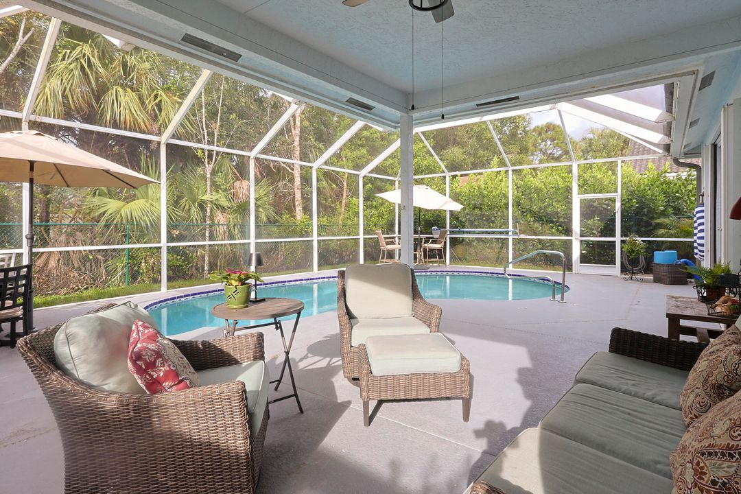 For Sale: $559,900 (3 beds, 2 baths, 1922 Square Feet)