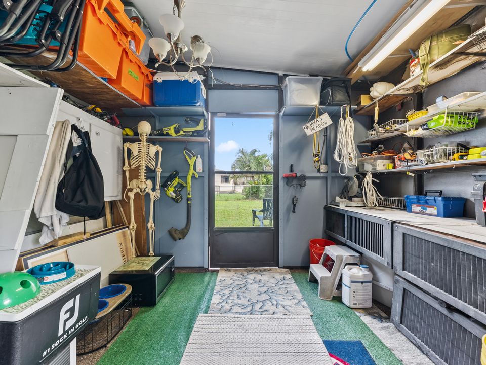 For Rent: $2,100 (2 beds, 2 baths, 1406 Square Feet)