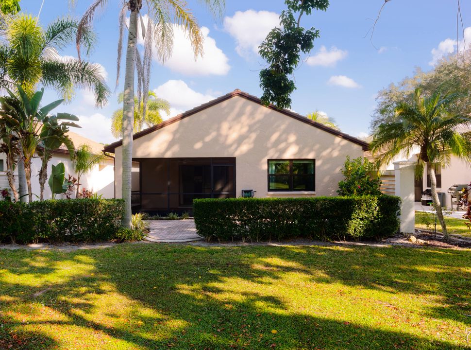 For Sale: $619,000 (3 beds, 2 baths, 1483 Square Feet)