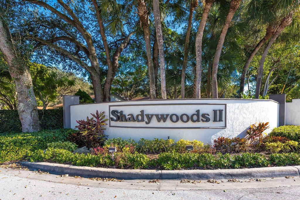 出租: $3,600 (2 贝兹, 2 浴室, 1344 平方英尺)