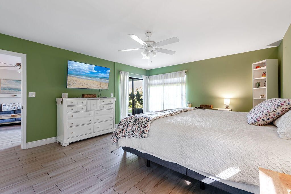 出租: $3,600 (2 贝兹, 2 浴室, 1344 平方英尺)