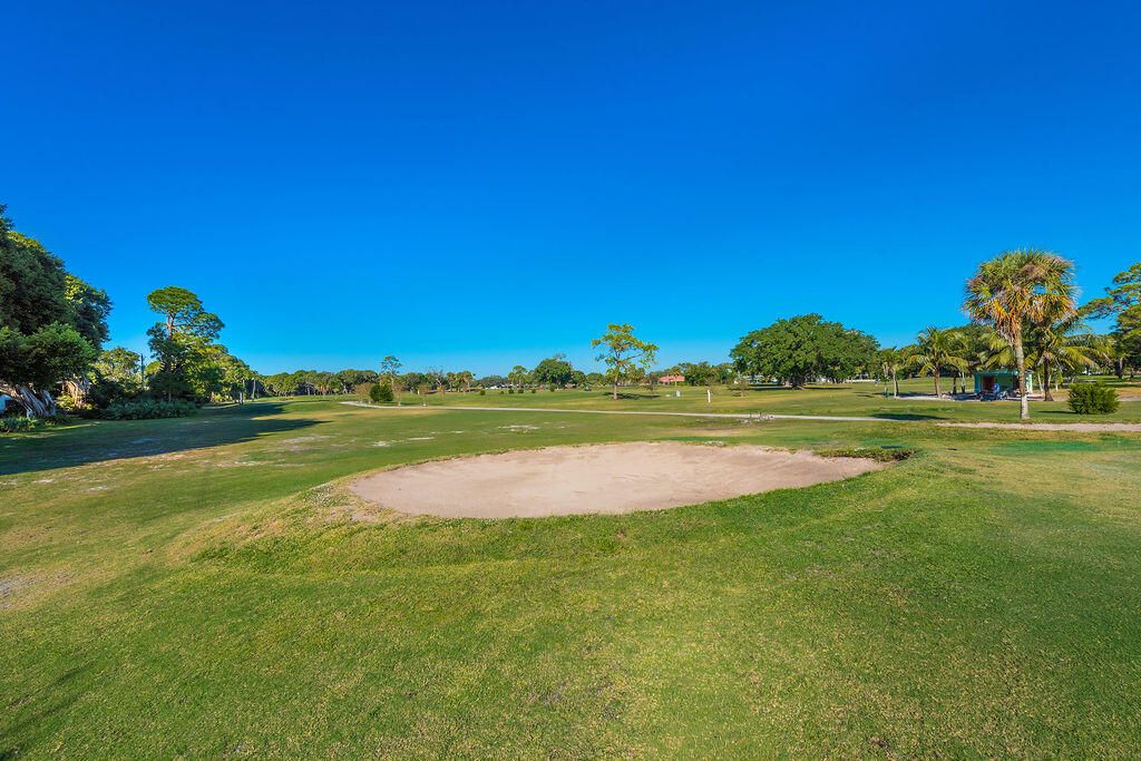 出租: $3,600 (2 贝兹, 2 浴室, 1344 平方英尺)