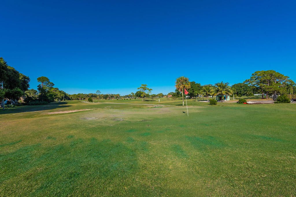 出租: $3,600 (2 贝兹, 2 浴室, 1344 平方英尺)