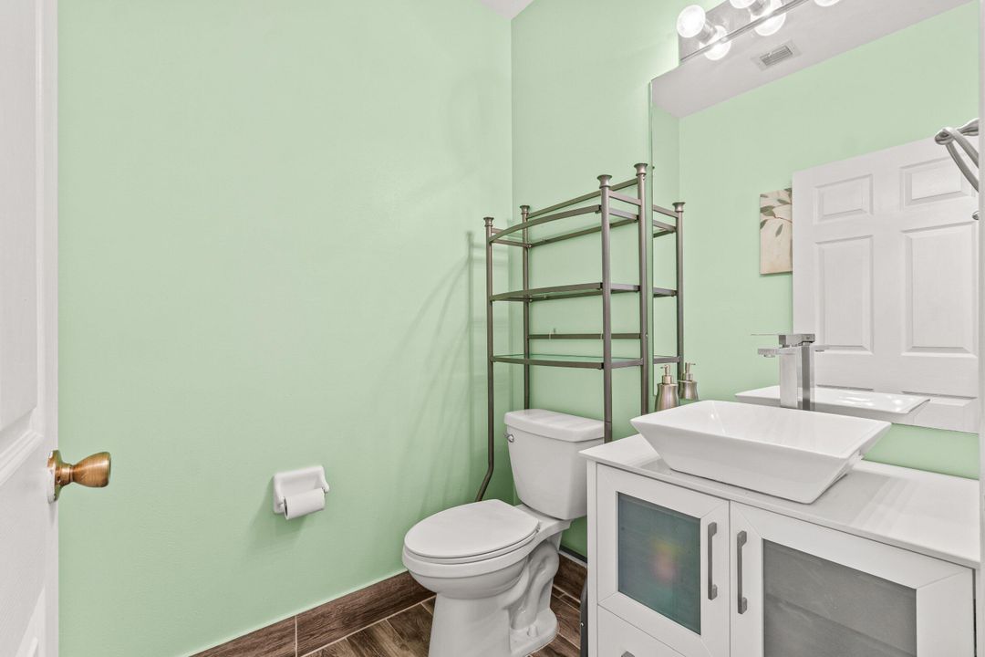 En Venta: $750,000 (4 camas, 2 baños, 2596 Pies cuadrados)