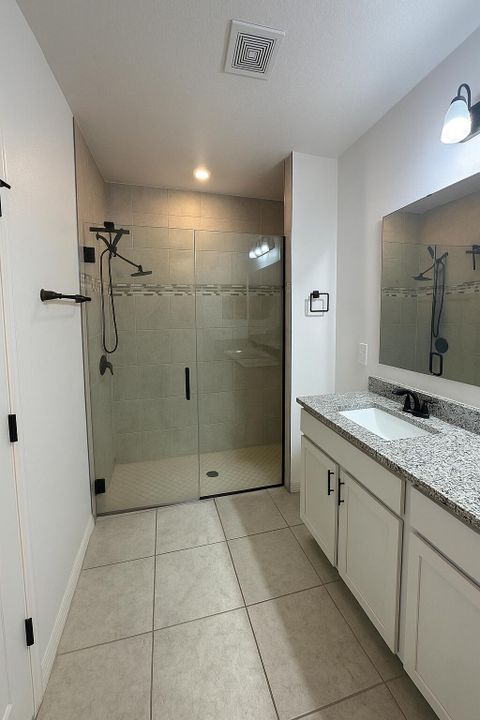 For Rent: $2,900 (4 beds, 2 baths, 2059 Square Feet)