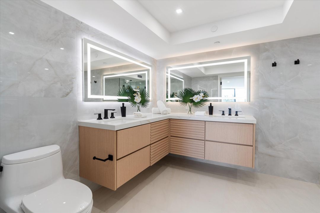 На продажу: $5,400,000 (4 спален, 4 ванн, 3052 Квадратных фут)