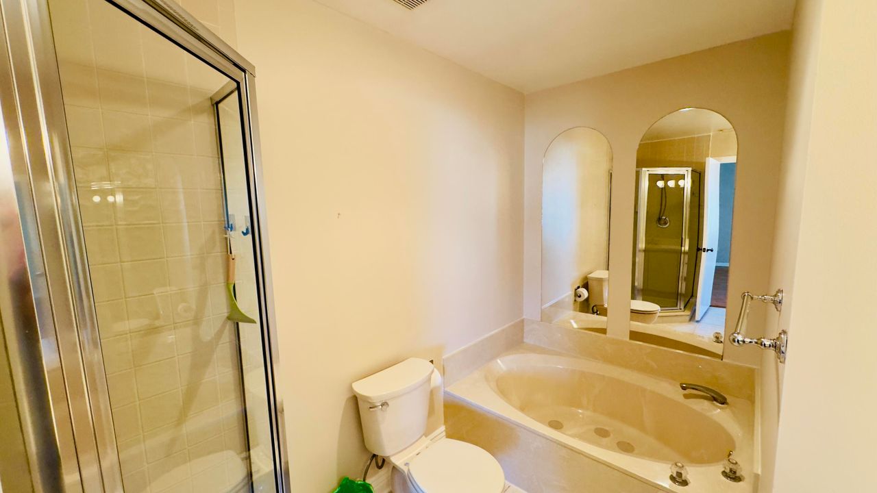 For Sale: $399,000 (3 beds, 2 baths, 1678 Square Feet)