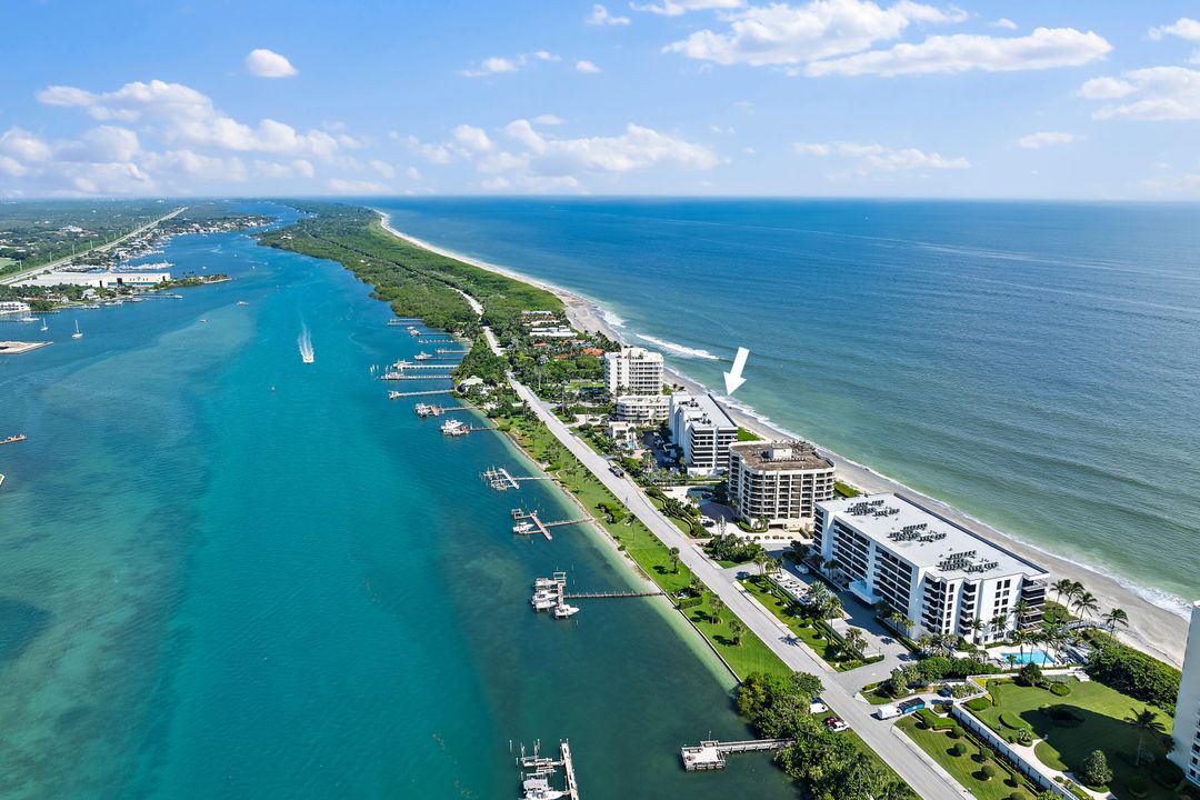 For Sale: $2,399,950 (3 beds, 2 baths, 2554 Square Feet)