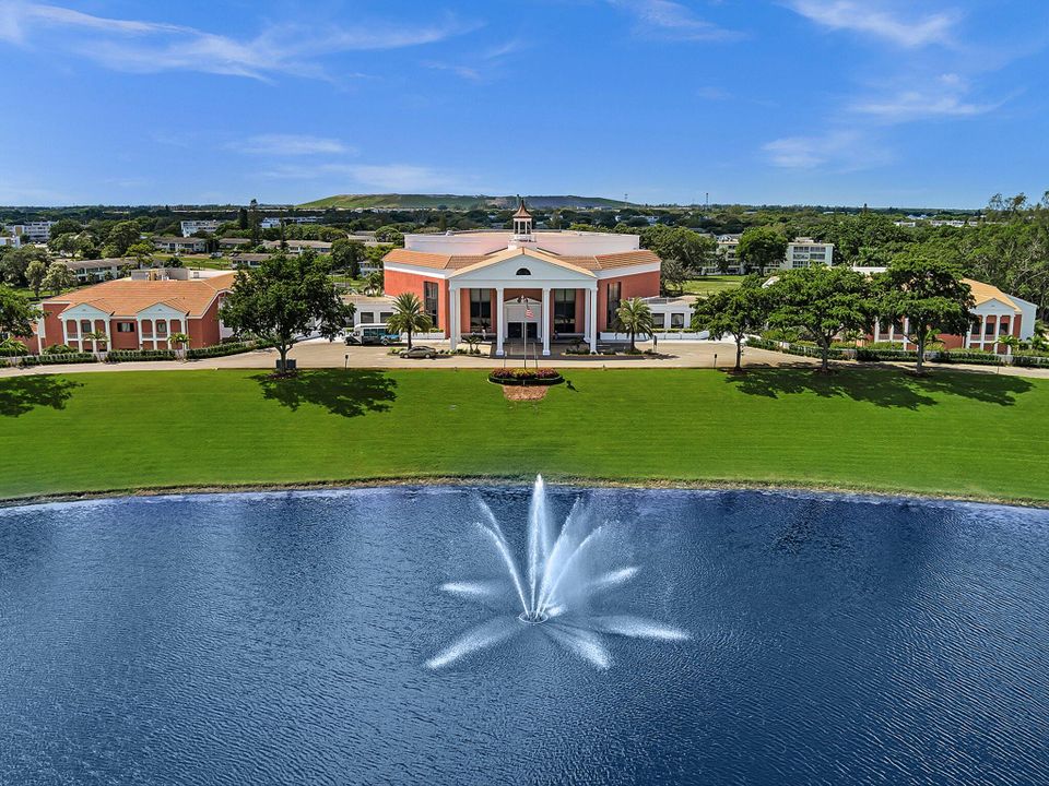 For Sale: $225,000 (2 beds, 1 baths, 860 Square Feet)