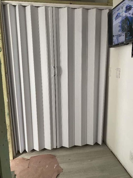 For Sale: $450,000 (3 beds, 2 baths, 1021 Square Feet)