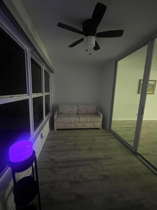 For Rent: $2,200 (2 beds, 2 baths, 1227 Square Feet)