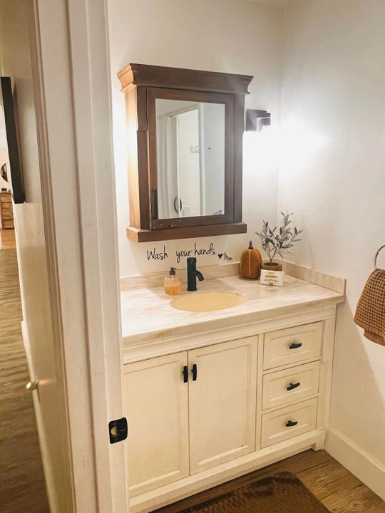 For Sale: $844,999 (4 beds, 2 baths, 2833 Square Feet)