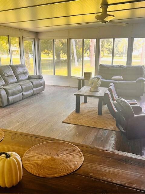 For Sale: $844,999 (4 beds, 2 baths, 2833 Square Feet)