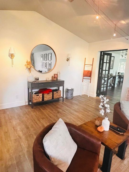 For Sale: $844,999 (4 beds, 2 baths, 2833 Square Feet)