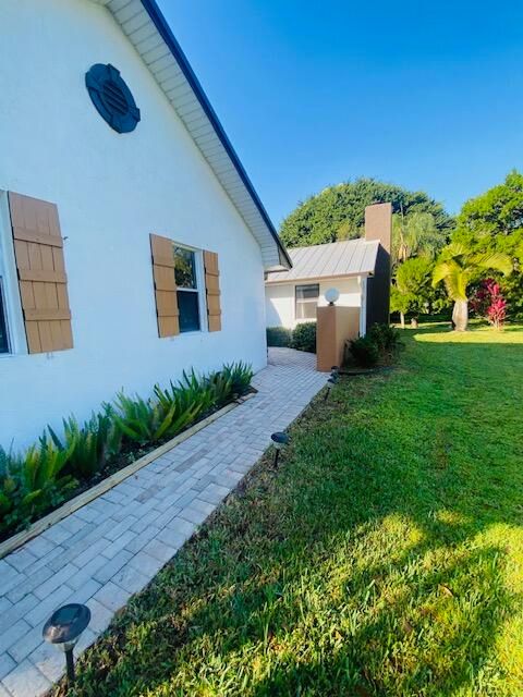 For Sale: $844,999 (4 beds, 2 baths, 2833 Square Feet)