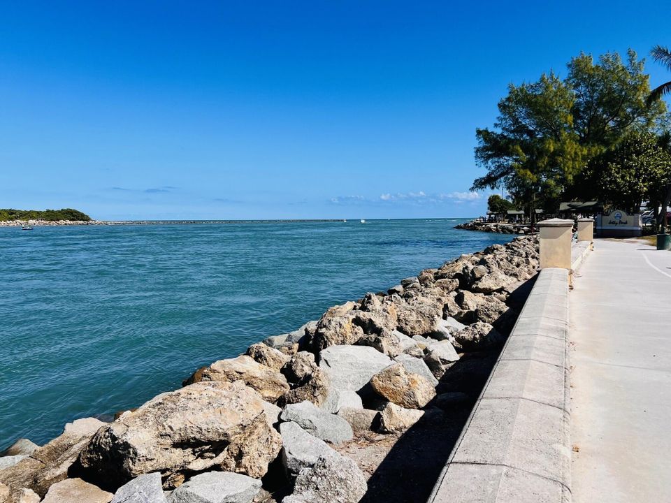 待售: $849,000 (2 贝兹, 2 浴室, 1488 平方英尺)