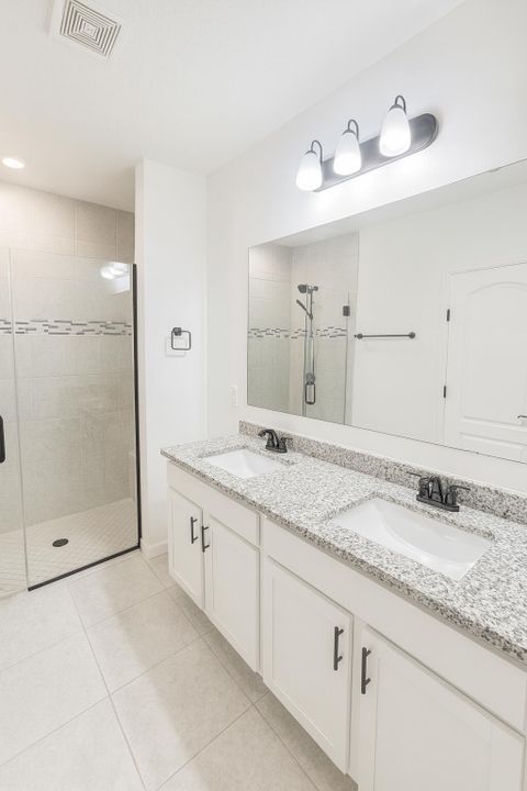 For Rent: $2,900 (4 beds, 2 baths, 2059 Square Feet)