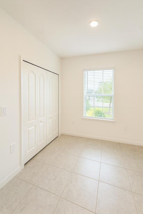 For Rent: $2,900 (4 beds, 2 baths, 2059 Square Feet)