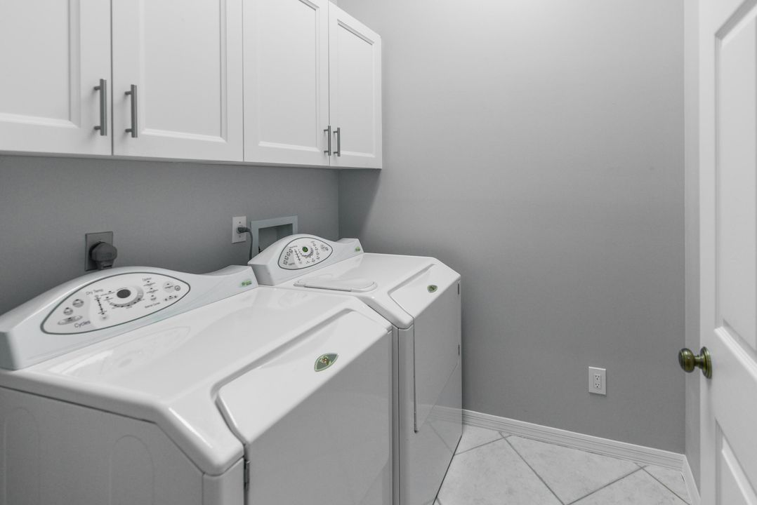 For Sale: $499,000 (2 beds, 2 baths, 1630 Square Feet)