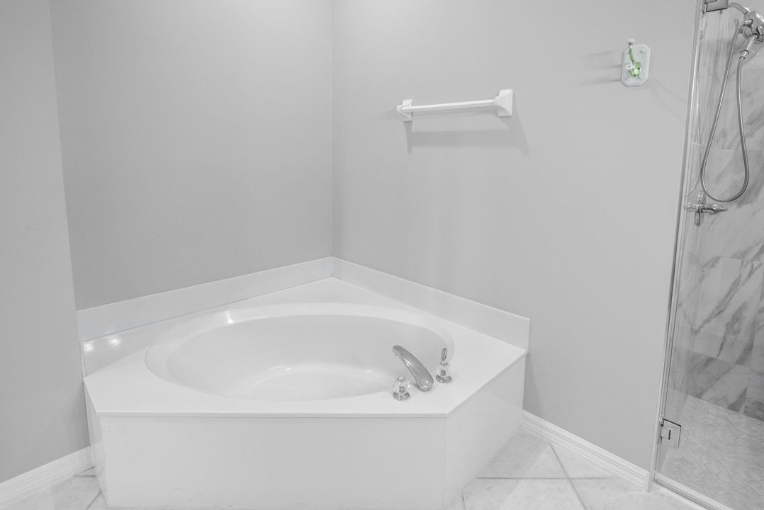 For Sale: $499,000 (2 beds, 2 baths, 1630 Square Feet)