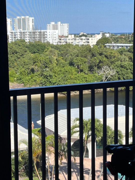 For Rent: $3,650 (2 beds, 2 baths, 1233 Square Feet)