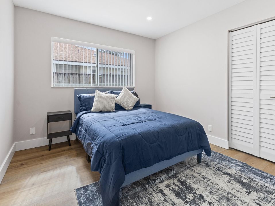 For Rent: $5,000 (3 beds, 2 baths, 1490 Square Feet)