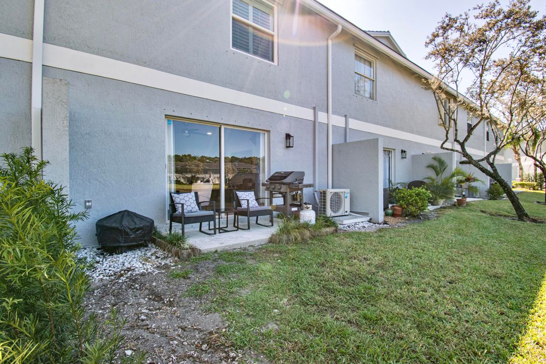 For Rent: $3,500 (3 beds, 2 baths, 1404 Square Feet)