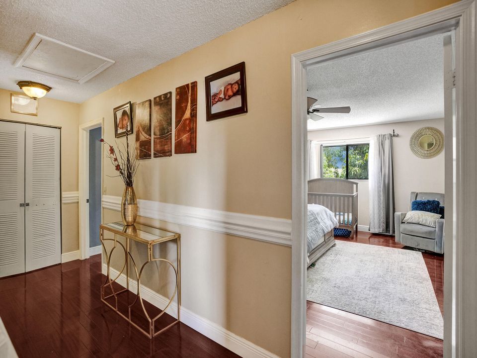 Activo con contrato: $680,000 (4 camas, 3 baños, 2270 Pies cuadrados)