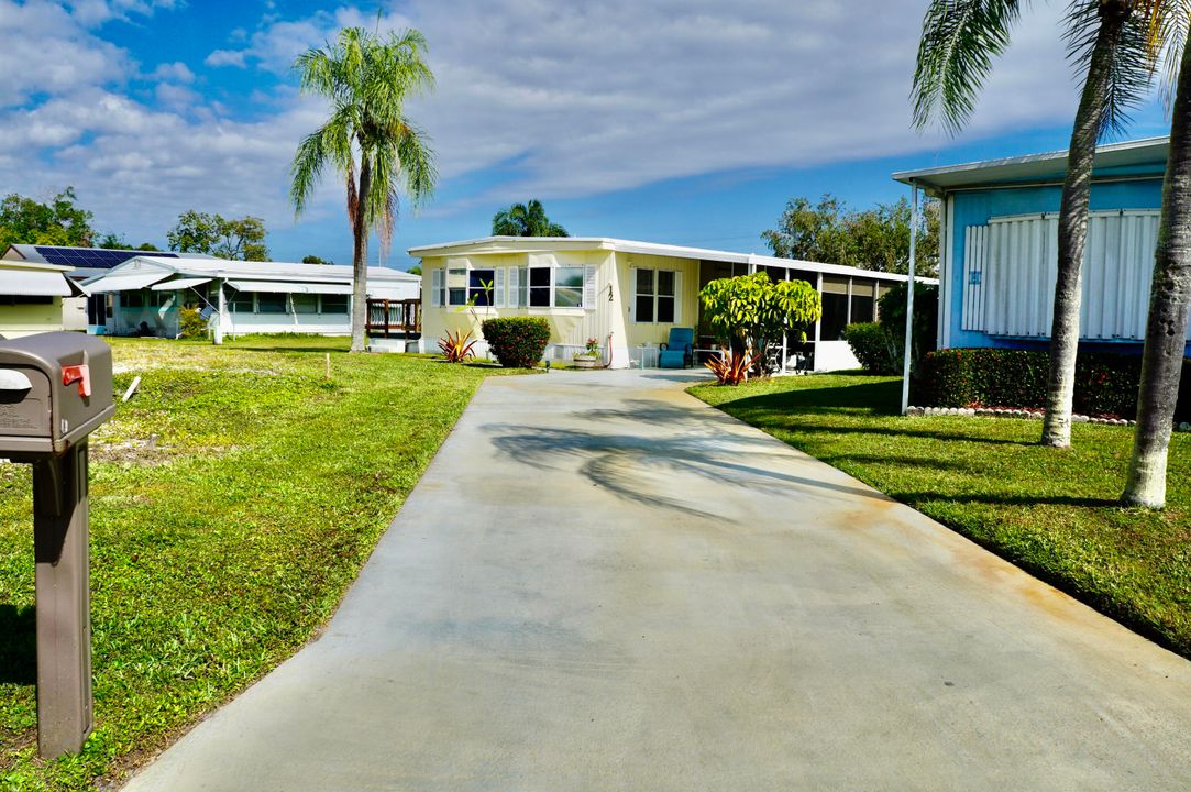 待售: $34,900 (2 贝兹, 2 浴室, 984 平方英尺)