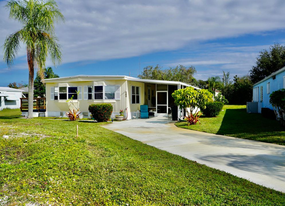 待售: $34,900 (2 贝兹, 2 浴室, 984 平方英尺)