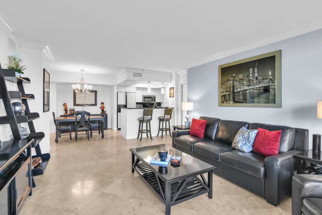 For Sale: $729,000 (2 beds, 2 baths, 1310 Square Feet)