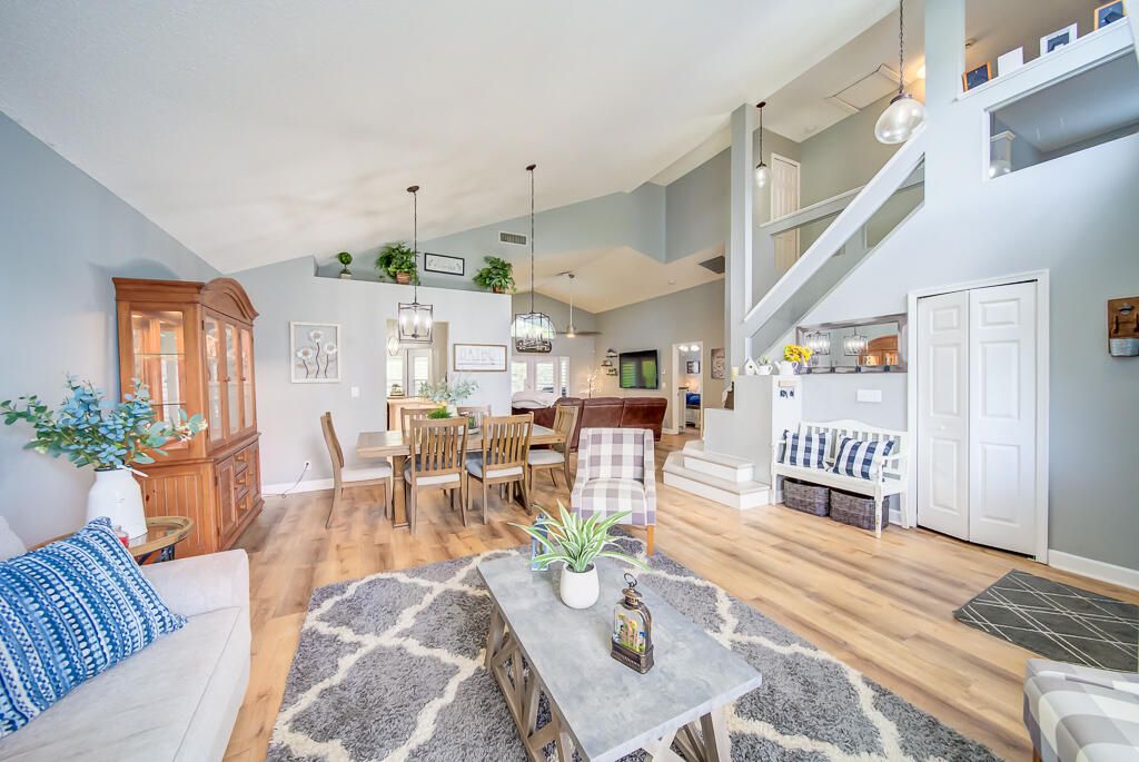 For Sale: $694,500 (3 beds, 2 baths, 2139 Square Feet)