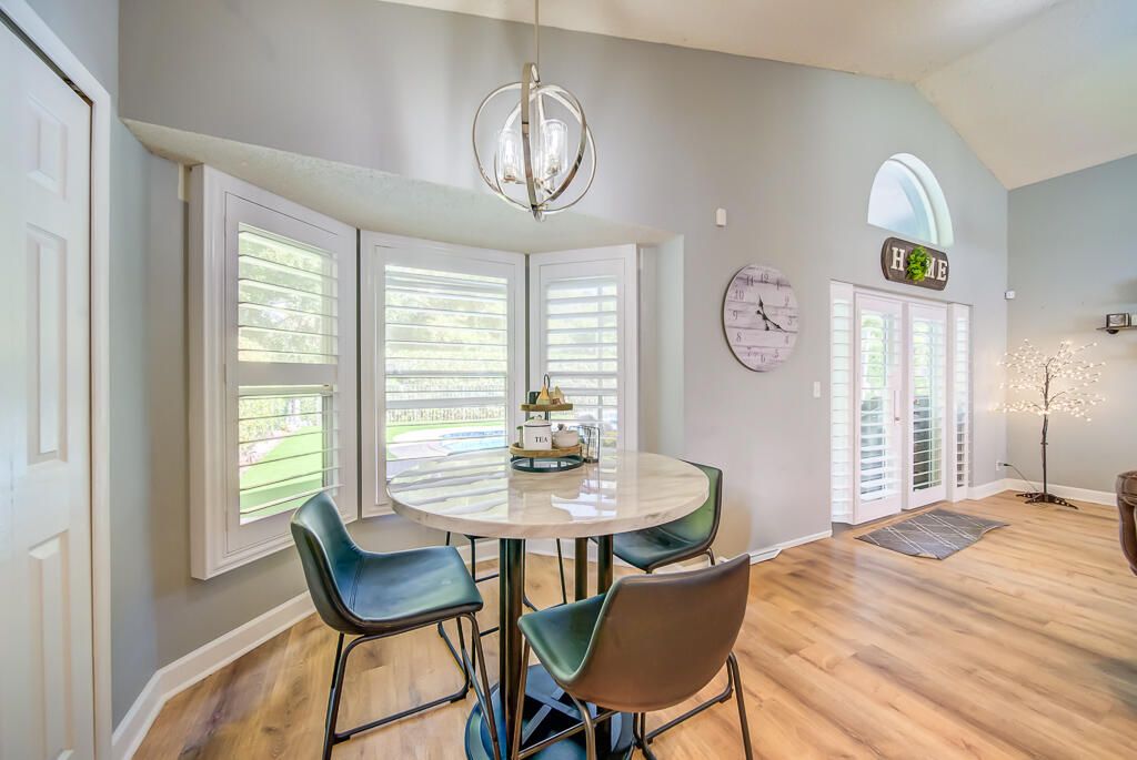 For Sale: $694,500 (3 beds, 2 baths, 2139 Square Feet)