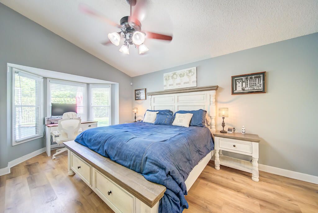 For Sale: $694,500 (3 beds, 2 baths, 2139 Square Feet)